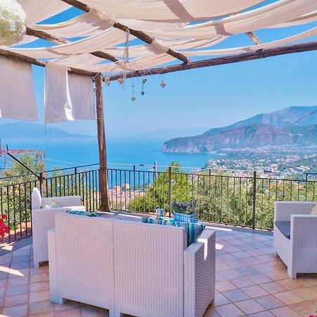 Villa Antonella Sorrento Buitenkant foto