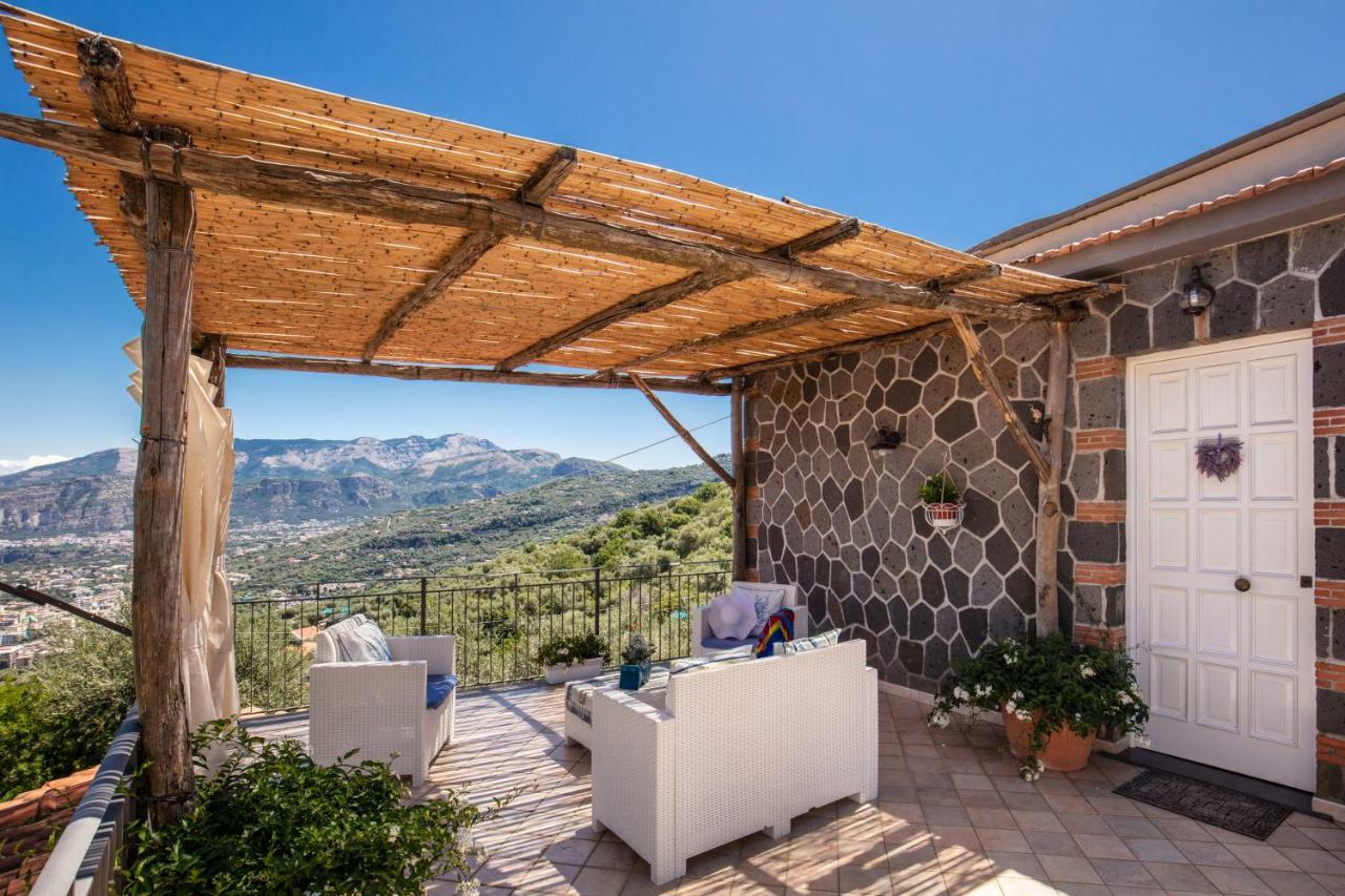 Villa Antonella Sorrento Buitenkant foto